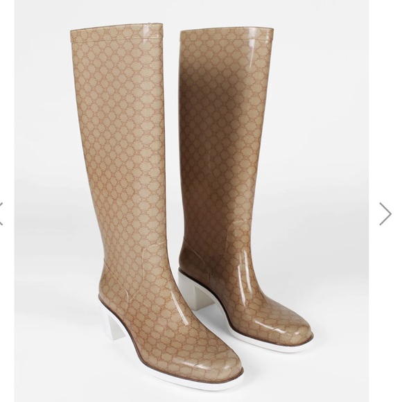 Beautiful Celine boots - Picture 1 of 4